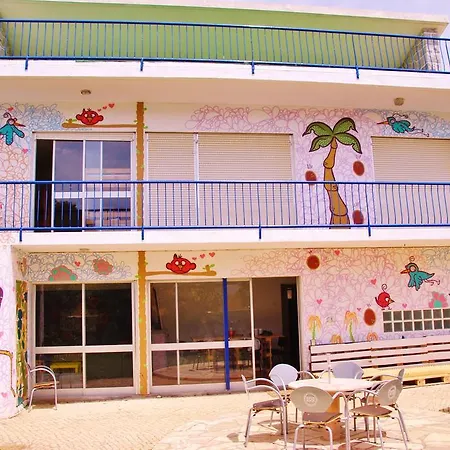 Terrace Beach House Nocleg ze śniadaniem Carcavelos (Lisbon)