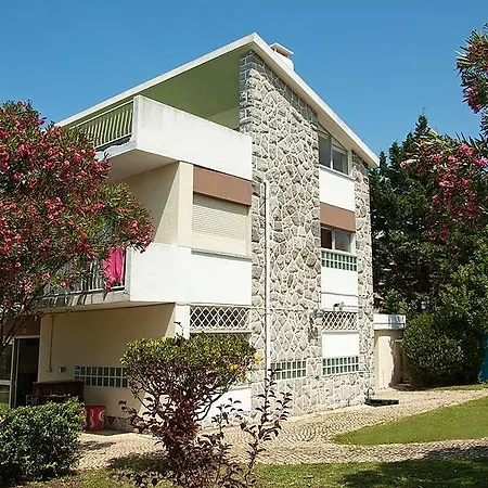 Terrace Beach House * Carcavelos (Lisbon)