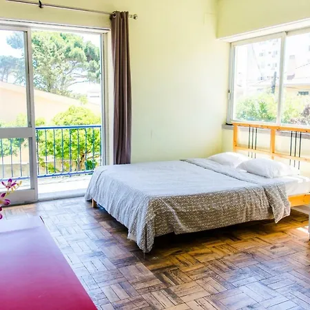 Terrace Beach House * Carcavelos (Lisbon)