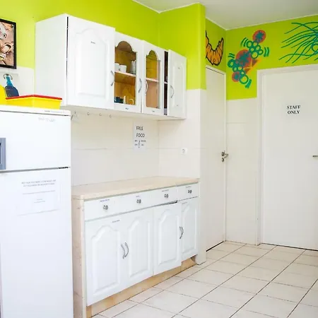 Terrace Beach House Bed & Breakfast *